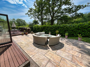 Photo 25- click for photo gallery